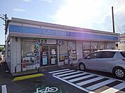【コンビニエンスストア】ローソン坂出江尻町店まで650ｍ