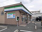 【コンビニエンスストア】ファミリーマート松原別所店様まで340ｍ