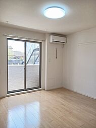 エフォートＣ 102 1階ワンルームのリビング/ダイニング