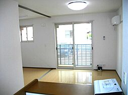 サンスクエア　Ａ 102 1階1LDKのリビング/ダイニング