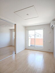 エテルノソーレＳＩ 206 2階2LDKのリビング/ダイニング