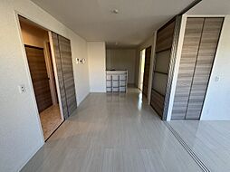 プラムQ　I棟 105 1階2LDKのリビング/ダイニング