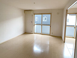 グランディールT B201 2階2LDKのリビング/ダイニング