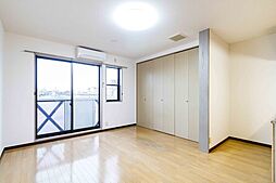 パールハイツとなみ1 202 2階ワンルームのリビング/ダイニング