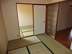 レスト北新川　Ｂ棟 202 2階3Kのリビング/ダイニング