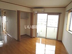 ジョイ・ジュネス 2階1Kのリビング/ダイニング