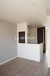 ＰＲＯＮＵＢＥ関Ｂ 106 1階ワンルームのリビング/ダイニング