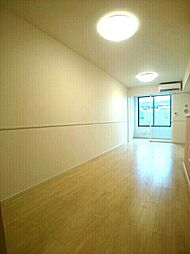 ローズマリーＢ 103 1階1LDKのリビング/ダイニング