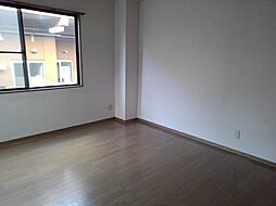 エトワール麻里布 301 3階1Kのリビング/ダイニング