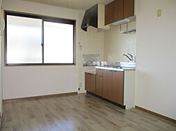 メゾン・セス 201 2階2DKのリビング/ダイニング