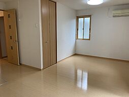 Albax　B 101 1階1LDKのリビング/ダイニング