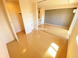 桐原第六ハイツ 103 1階2LDKのリビング/ダイニング