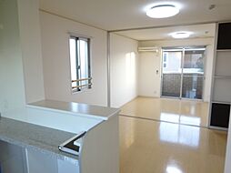 シルキー 205 2階2LDKのリビング/ダイニング