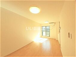 ピンズ原I 202 2階1LDKのリビング/ダイニング