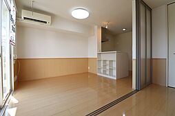 ファインシード 203 2階2DKのリビング/ダイニング