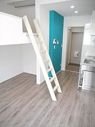 アカンサス 2階ワンルームのリビング/ダイニング