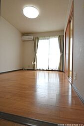 K2コーポラス十五社 201 2階2DKのリビング/ダイニング