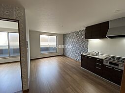 近鉄大阪線 弥刀駅 徒歩7分の賃貸アパート 3階1LDKのリビング/ダイニング