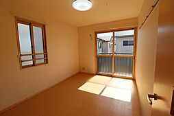 ラ・グラシューズ 1-201 2階2Kのリビング/ダイニング