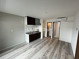 メゾンベルIII 201 2階1LDKのリビング/ダイニング