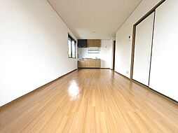 ロイヤルガーデン野口　B棟 202 2階3LDKのリビング/ダイニング