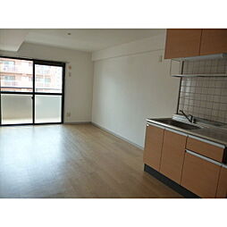 エステート垣戸 602 6階3LDKのリビング/ダイニング