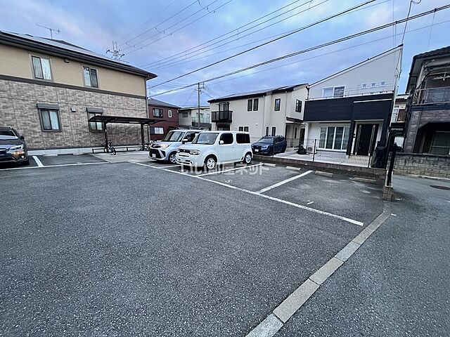 7 / 11