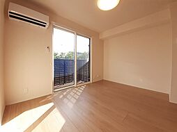 東武伊勢崎線 韮川駅 徒歩15分の賃貸アパート 2階1LDKのリビング/ダイニング