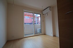 日暮里舎人ライナー 谷在家駅 徒歩8分の賃貸アパート 3階1DKのリビング/ダイニング