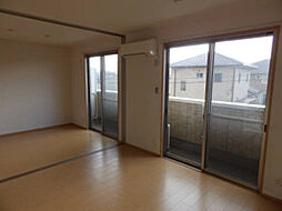 メゾン　ドゥ　ラ　ペ 203 2階2LDKのリビング/ダイニング