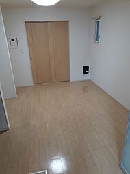 サン・グレース 103 1階1LDKのリビング/ダイニング