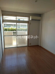 ＹＭハイツIV 102 1階2DKのリビング/ダイニング