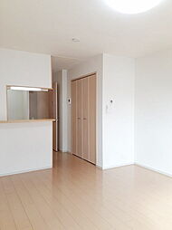 マーベラス 102 1階ワンルームのリビング/ダイニング