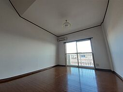 フッサクレスト 202 2階ワンルームのリビング/ダイニング