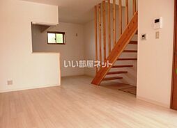 メゾン・ド・セナ C 1階1LDKのリビング/ダイニング