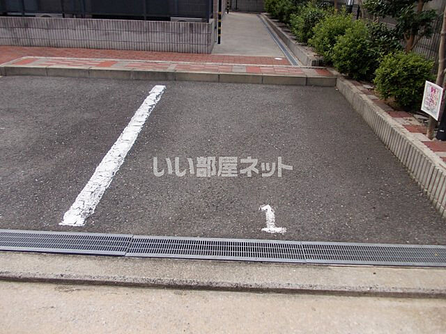 6 / 12