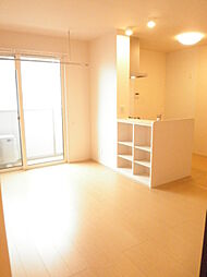 グランジェ　II 102 1階2LDKのリビング/ダイニング