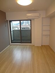 クレストコートI 302 3階1Kのリビング/ダイニング