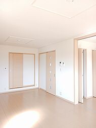 サンリットレジデンスＡ 203 2階2LDKのリビング/ダイニング