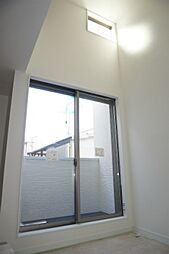 Duplest 十日市 (デュプレスト十日市) 102 1階ワンルームのリビング/ダイニング