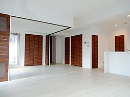 熊本市電A系統 辛島町駅 徒歩2分の賃貸マンション 11階3LDKのリビング/ダイニング