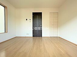 東武佐野線 田沼駅 徒歩11分の賃貸アパート 1階1Kのリビング/ダイニング