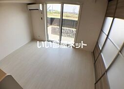 メルシー・ボナール 102 1階2LDKのリビング/ダイニング