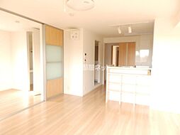 恩田ヒルズ 205 2階2LDKのリビング/ダイニング