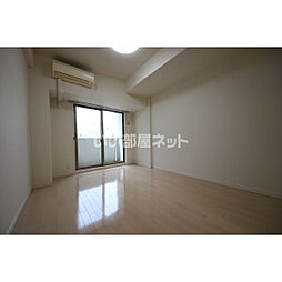 ベレーサ金山 0408 4階1Kのリビング/ダイニング