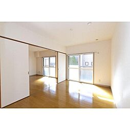 OTHマンション 105 1階4LDKのリビング/ダイニング