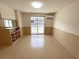 ストリートＭ 103 1階2LDKのリビング/ダイニング