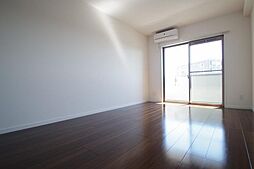 クロノス32小沢町 702 7階1Kのリビング/ダイニング