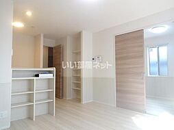 プラスパー 101 1階1LDKのリビング/ダイニング