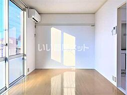 フレグランスレイ　Ｃ 201 2階1Kのリビング/ダイニング